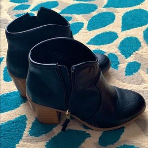 Ankle booties